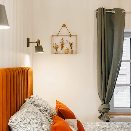 Elegance Rochelaise Avec Terrasse לה רושל