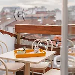 Elegance Rochelaise Avec Terrasse Daire