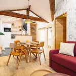 Daire Elegance Rochelaise Avec Terrasse
